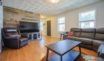 71 Francis Ave, East Providence, RI 02915