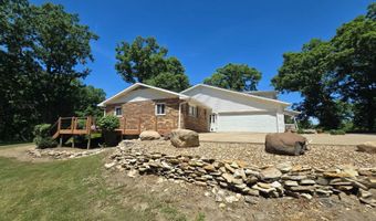 1537 270th St, Argyle, IA 52619