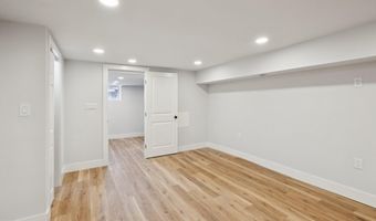 1039 E CHELTEN Ave, Philadelphia, PA 19138