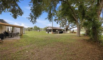 404 EAKER St, Auburndale, FL 33823