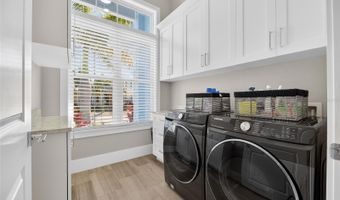 638 MANNS HARBOR Dr, Apollo Beach, FL 33572