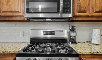 2104 Buffalo Ln, Altus, OK 73521