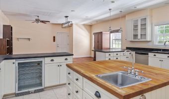 2514 Black Oak Dr, Arnold, CA 95223