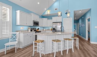 109 E Terminal Blvd, Atlantic Beach, NC 28512
