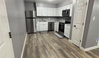 741 Ridgeside Dr A, Ballwin, MO 63021