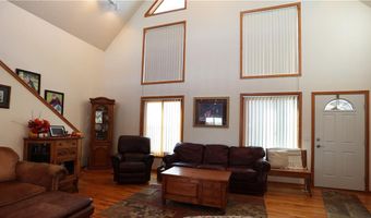 1208 County Highway S71 Hwy, Knoxville, IA 50138