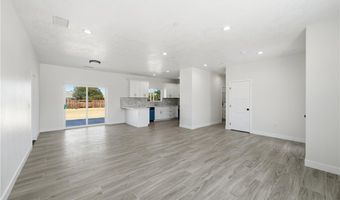 12658 Standing Bear Rd, Apple Valley, CA 92308