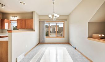 5 Cocoa Beach Dr, Madison, WI 53719