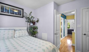 11 16TH St NE, Washington, DC 20002