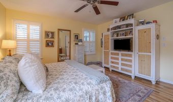 13 Sequoia Ct, Barnegat, NJ 08005