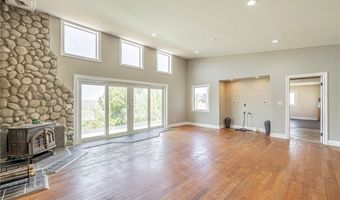 33110 Hillside Dr, Acton, CA 93550