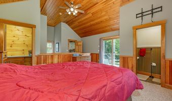 7 Roberts Cove Rd, Alton, NH 03809