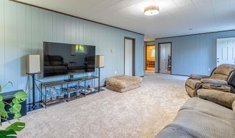 190 NE Crestview Dr, Abingdon, VA 24210