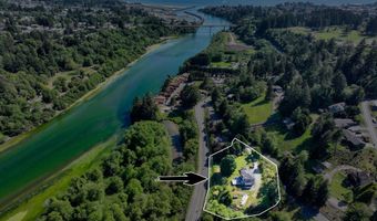 16711 Thompson Rd, Brookings, OR 97415