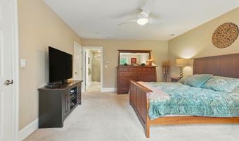 4 Caileigh Ct 4, Andover, MA 01810