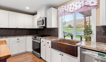 19624 N Webber Canyon Rd, Benton City, WA 99320