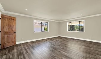 875 White Cottage Rd N, Angwin, CA 94508