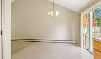 34 Fairlawn St, Bristol, CT 06010