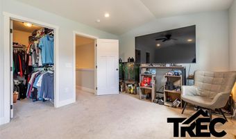 2855 Legacy Ln, Cody, WY 82414