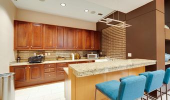 3625 10TH St N 303, Arlington, VA 22201