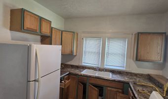 1031 Hendricks St, Anderson, IN 46016