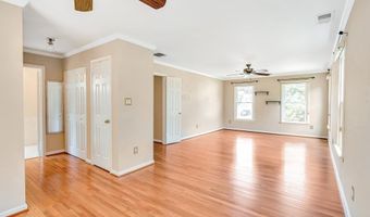 21102 RAINTREE Ct, Ashburn, VA 20147