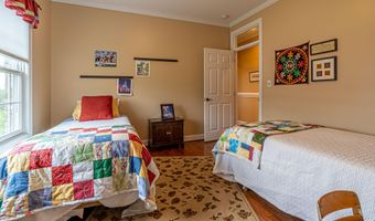 21030 Skyward Dr, Abingdon, VA 24211