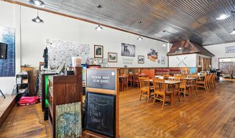 516 W Main St, Appalachia, VA 24216