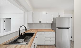 418 S Scott St, Adrian, MI 49221