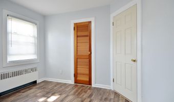 34 NEWMAN Ave 1, Bayonne, NJ 07002