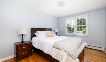 50 Dogwood Ln, Bristol, CT 06010