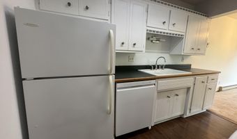 723 NE 15th Ave, Aberdeen, SD 57401