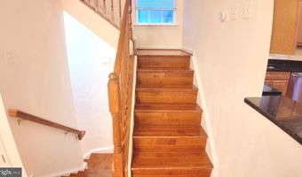 44290 PAWNEE Ter, Ashburn, VA 20147