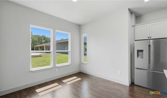 731 County Road 356, Adkins, TX 78101