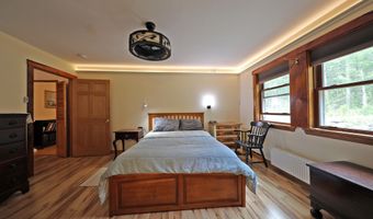 289 Algerie Rd, Becket, MA 01223