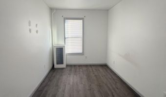28 E 32ND St 2, Bayonne, NJ 07002