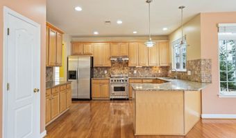 7517 LINDBERG Dr, Alexandria, VA 22306