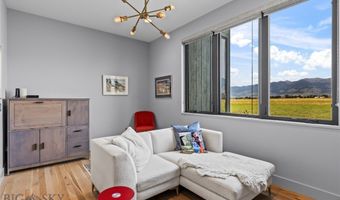235 Spain Bridge Circle Dr, Belgrade, MT 59714