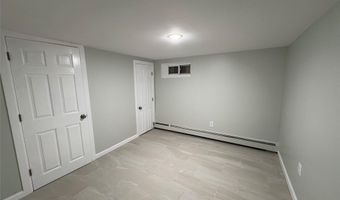 9 Holt St, Amityville, NY 11701