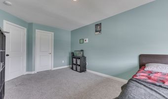 928 Ridge Rock Ln, Bargersville, IN 46106