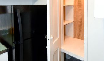 10311 MONTROSE Ave #101, Bethesda, MD 20814