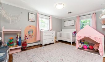 26 Sharon Pkwy, North Smithfield, RI 02896
