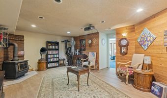 913 STARVEOUT CREEK Rd, Azalea, OR 97410