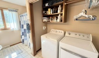 12959 Ironwood Dr, Aberdeen, SD 57401