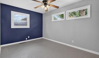 110 Mulberry Ln, Bartlesville, OK 74003
