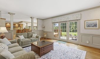 24 MANOR KNOLL Ct, Baldwin, MD 21013