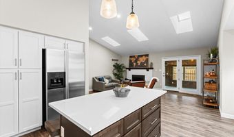 1329 Westbrooke Terrace Dr, Ballwin, MO 63021