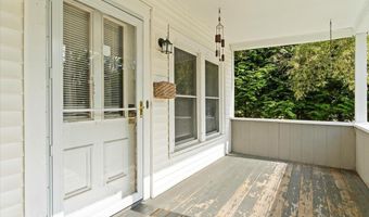 215 Dewey St, Bennington, VT 05201