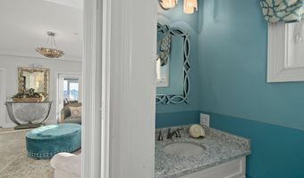 302 Glenn St, Atlantic Beach, NC 28512