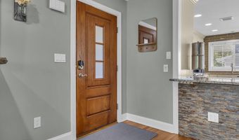 65 Shell St, Beachwood, NJ 08722